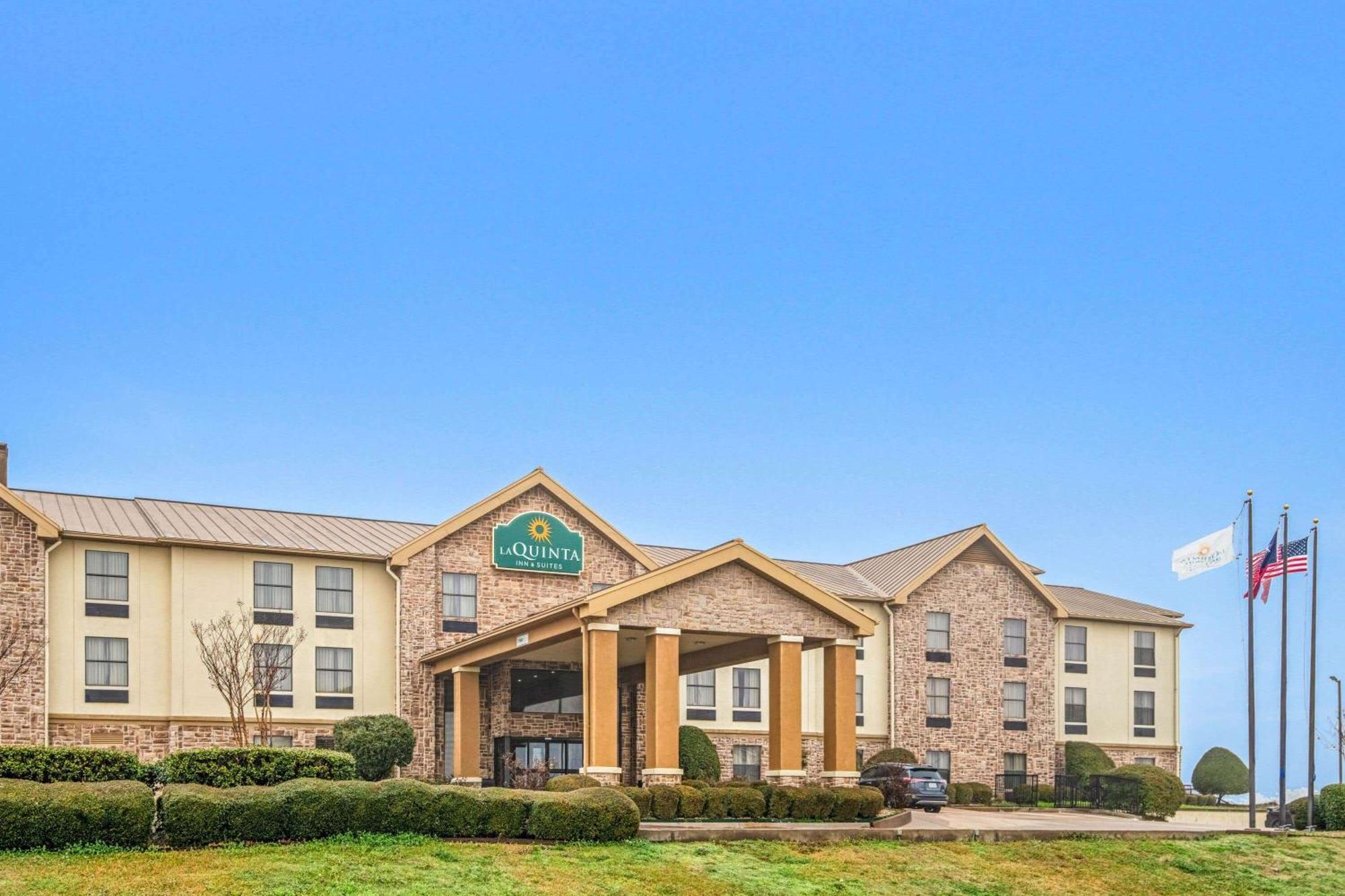 La Quinta By Wyndham Denison - North Lake Texoma Exterior photo